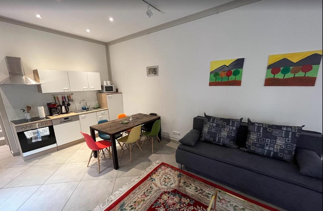 Zum Goldenen Hirsch Apartment *